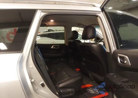 2019 Nissan Pathfinder Sl z USA, uszkodzony, nr VIN 5N1DR2MN3KC619035